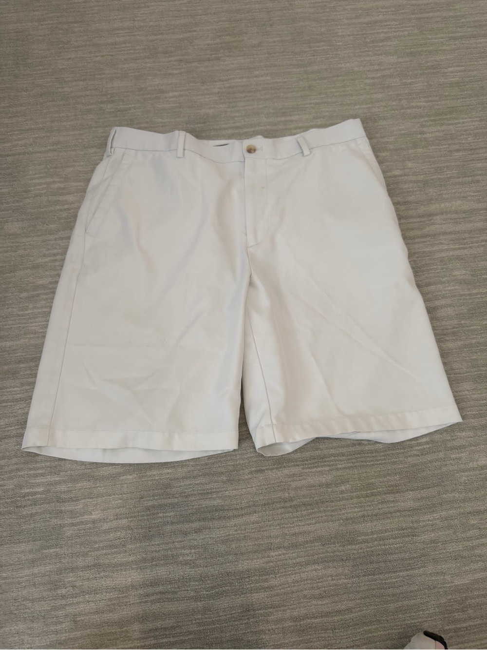 Peter Millar White Flat-Front Men's Shorts